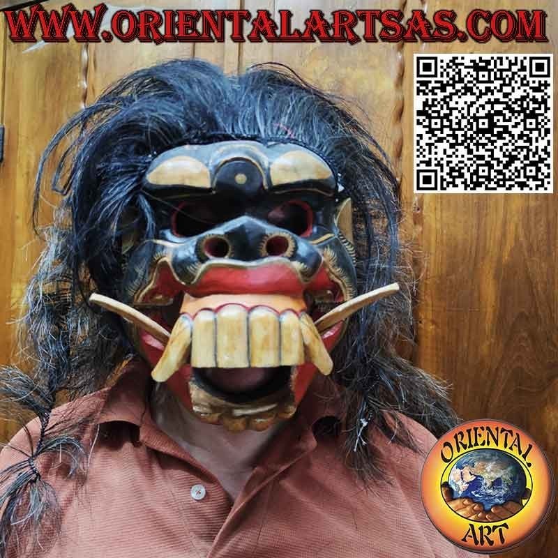 Hanuman-Holzmaske aus traditionellen balinesischen heiligen Tänzen