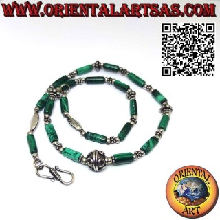 Collana di cilindri in malachite naturale e sfere e pezzi in argento