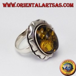 Bague en argent avec ambre grand ovale vert