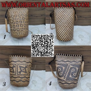 Handgewebter Rattan-Rucksack, hergestellt von den Dayaks von Borneo Kalimantan