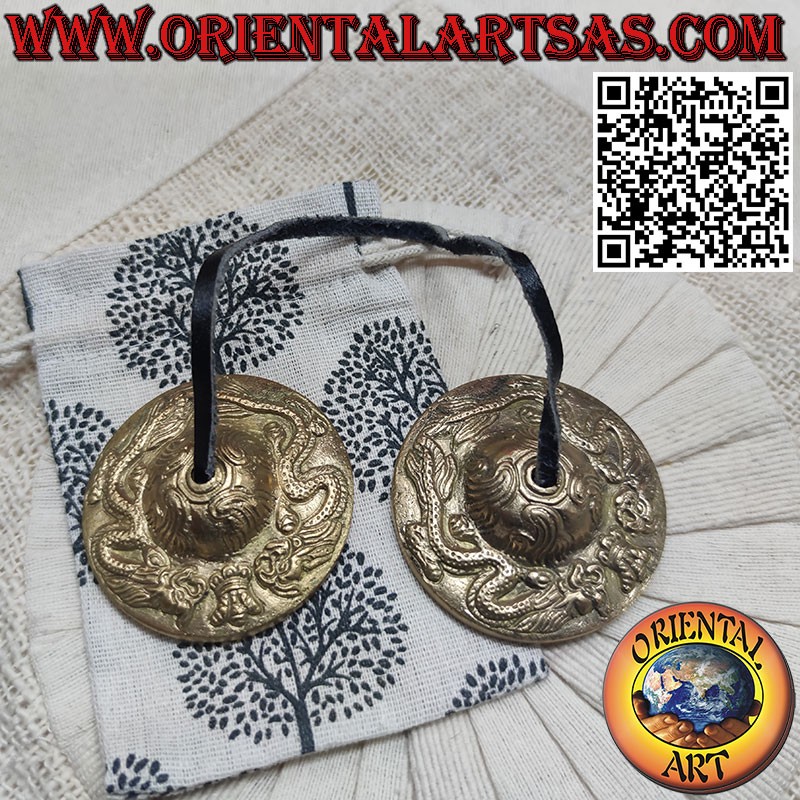 Cymbals in a 7-metal alloy with 2 high-relief dragons, measuring 6.5cm