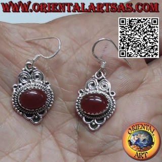Boucles d'oreilles en argent avec cornaline ovale sertie en croix baroque