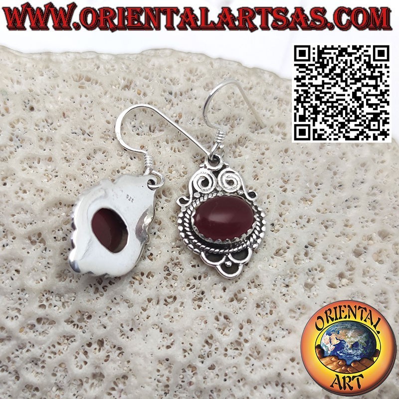 Boucles d'oreilles en argent avec cornaline ovale sertie en croix baroque
