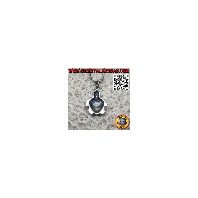 Pendentif en argent tortue de mer Caretta, symbole de résilience