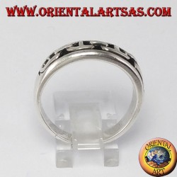 Silver ring with chord, bas-relief chain