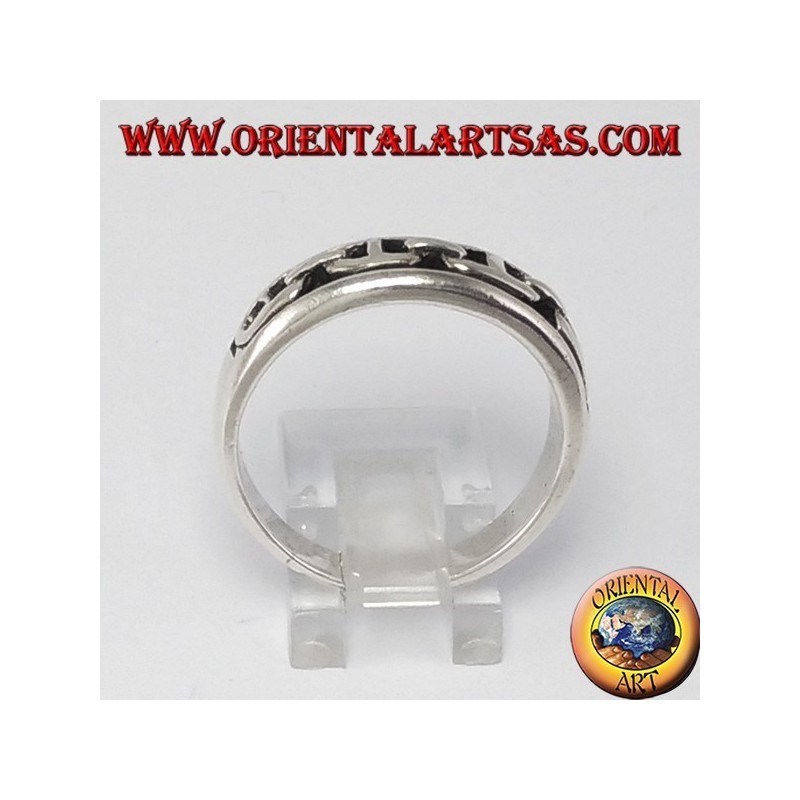 Silver ring with chord, bas-relief chain