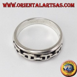 Silver ring with chord, bas-relief chain
