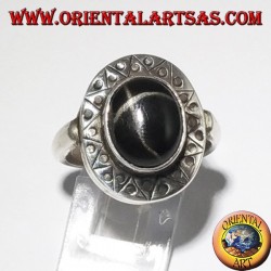 Anillo de Plata con Negro estrella con el borde cincelado