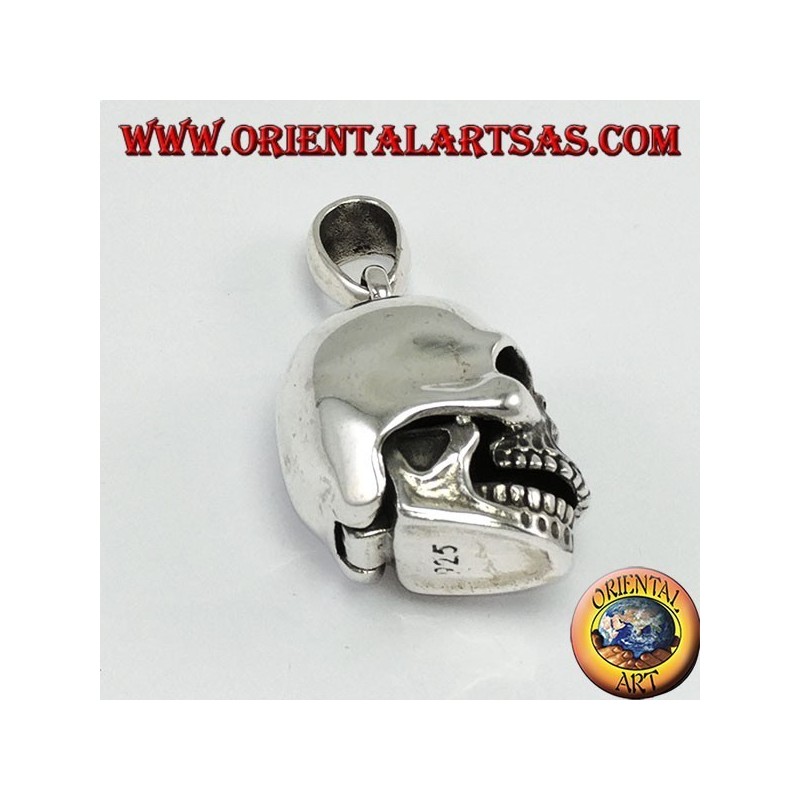 Pendentif en argent avec mandibule mobile