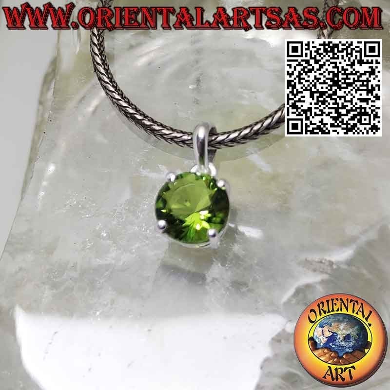 Pendentif en argent avec péridot rond serti de quatre clips