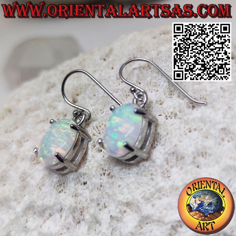 Boucles d'oreilles en argent avec opale arlequin ovale sertie sur griffes