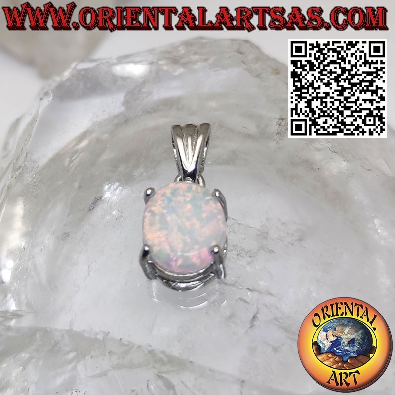 Silberanhänger mit ovalem Harlekin-Opal in Krappenfassung