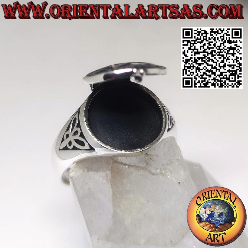 Silver poison box ring, Pentacle and Tree of Life
