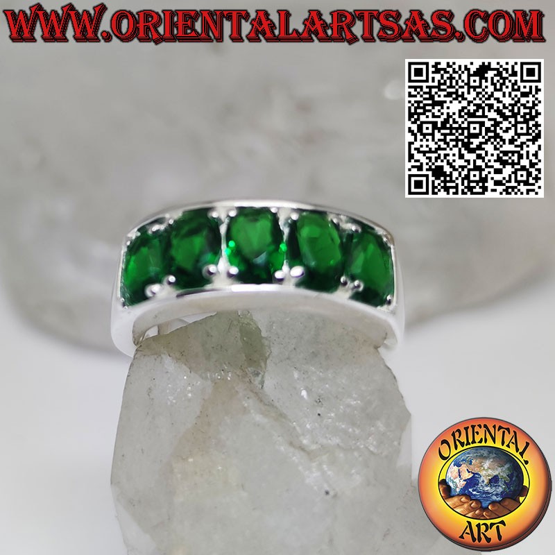 Silver band ring with 5 oval synthetic emeralds set