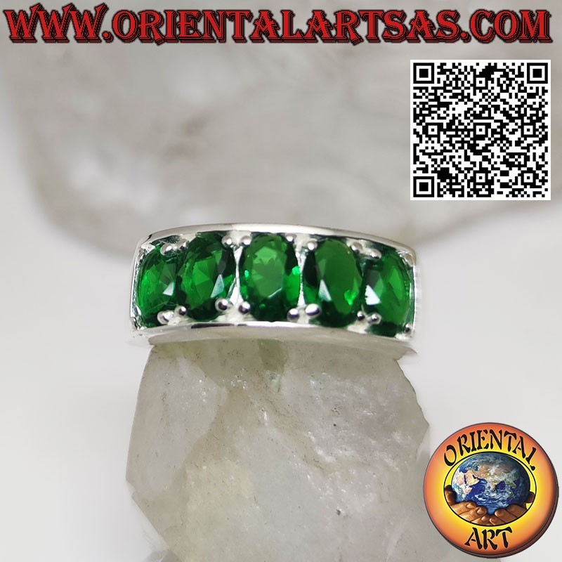 Silver band ring with 5 oval synthetic emeralds set