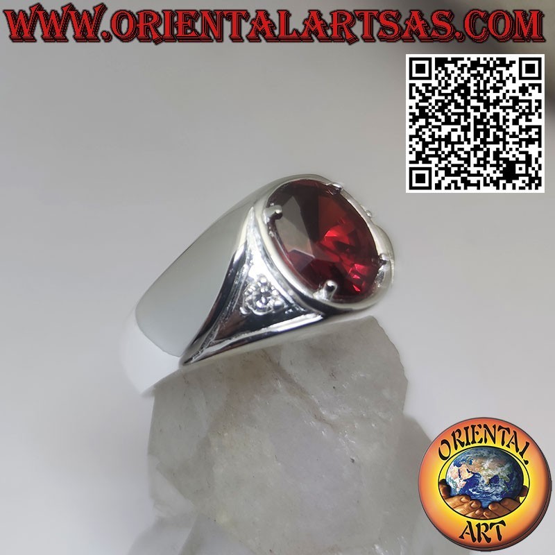 Bague en argent avec grenat ovale serti et zircons asymétriques
