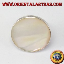 Silver ring with round mother of pearl