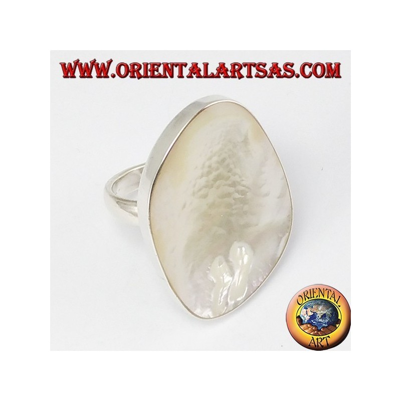 Bague en argent avec nacre (grand)