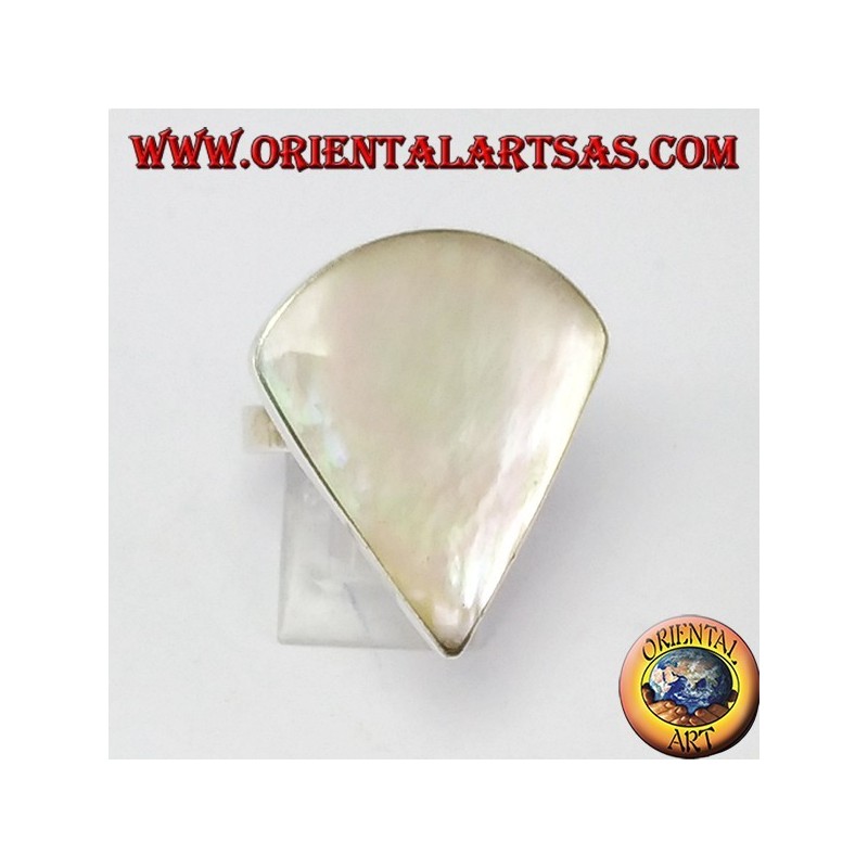 Silver ring with triangular mother of pearl (circular sector)