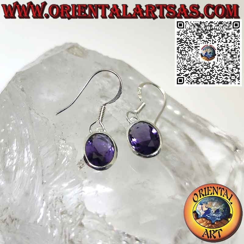 Pendientes de plata con amatista facetada ovalada con borde sencillo