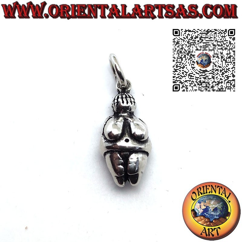 Colgante de plata la Gran Madre o Diosa Madre, divinidad femenina