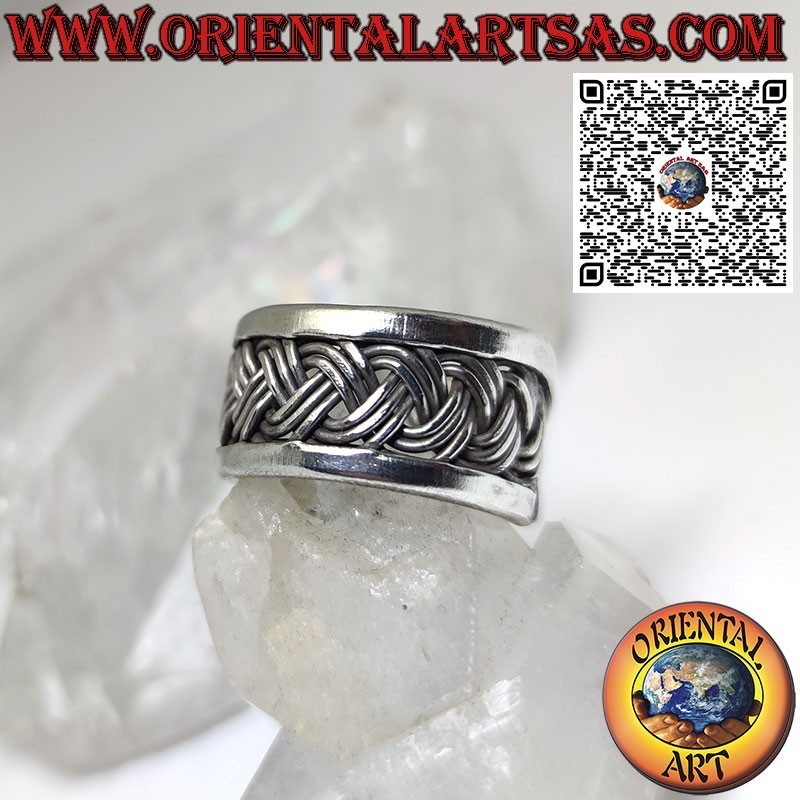 Bague en argent tissé à 3 brins, réalisée par Karen