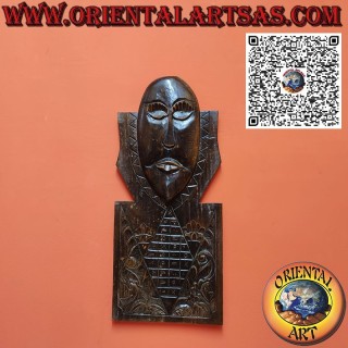 Calendrier rituel avec masque en bois des Dayak Bornéo (Kalimantan)