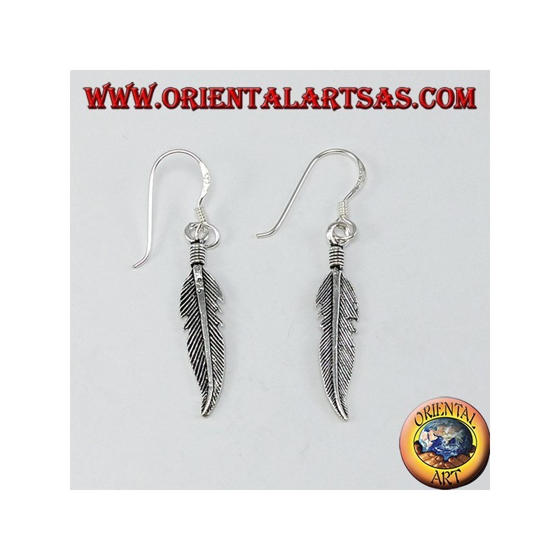 pluma medio pendiente pendiente de plata