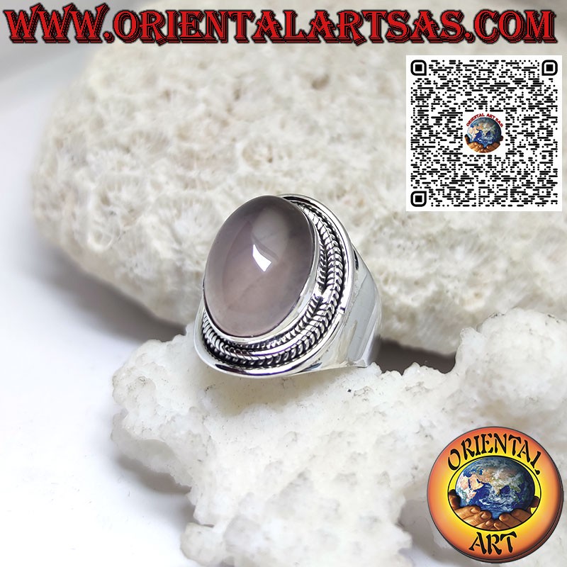 Anello in argento con quarzo rosa naturale ovale e montatura avvolgente