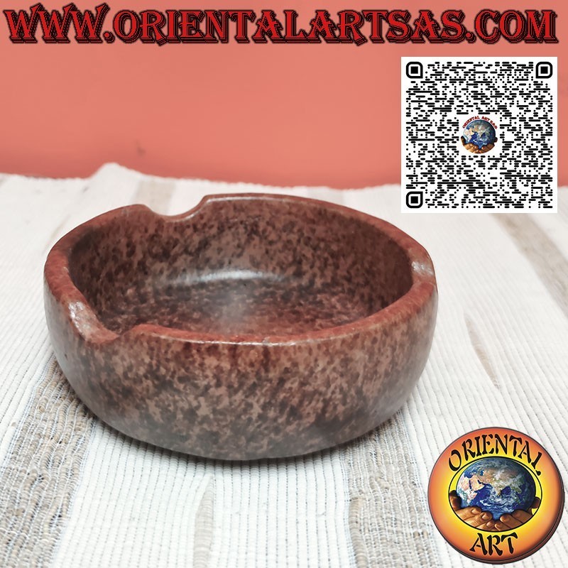 Posacenere tondo alto in terracotta con colorazione naturale di Lombok