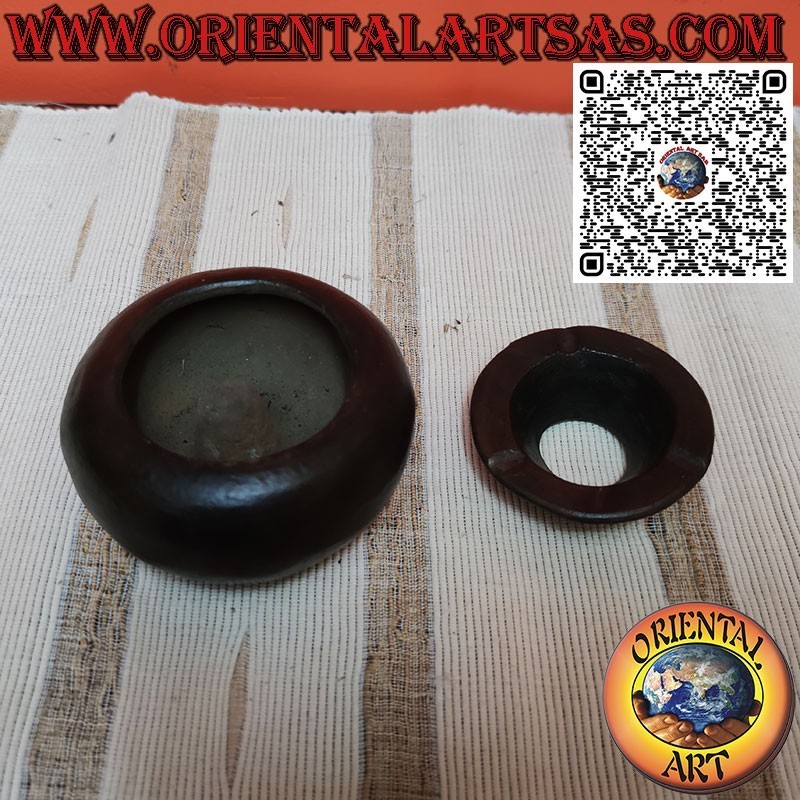 Tall round black terracotta ashtray with windproof lid