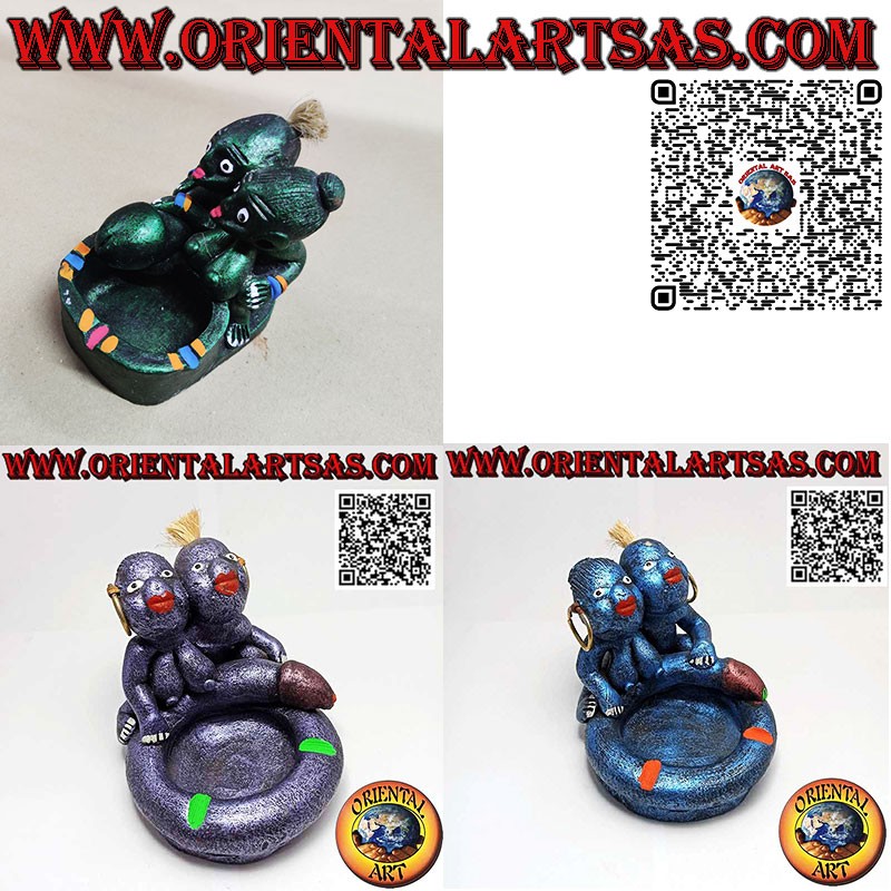 Erotisches Paar in Umarmung Aschenbecher, handgefertigt in Terrakotta