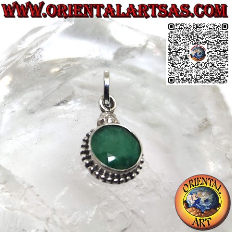 Silver pendant with round natural emerald surrounded by dots