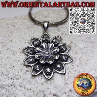 Ciondolo in argento Fiore di loto il fiore sacro del Induismo e Buddhismo