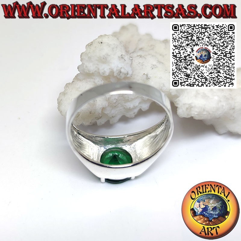 Silver ring with round synthetic emerald set in 4 prongs