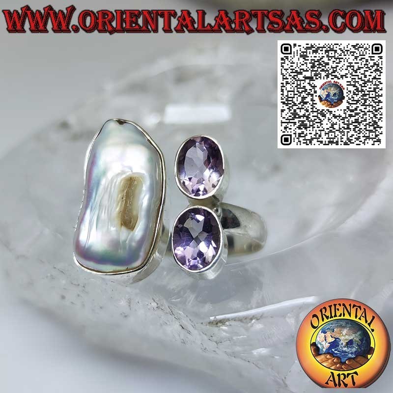 Anello in argento con perla di acqua dolce e 2 belle ametiste naturali