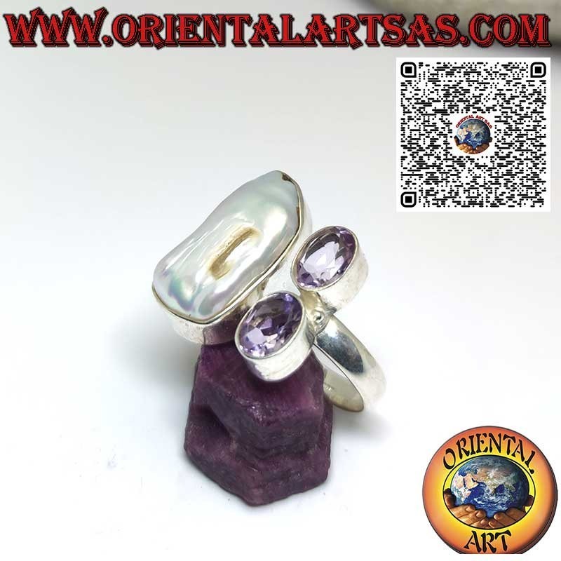 Anillo de plata con perla de agua dulce y 2 preciosas amatistas naturales