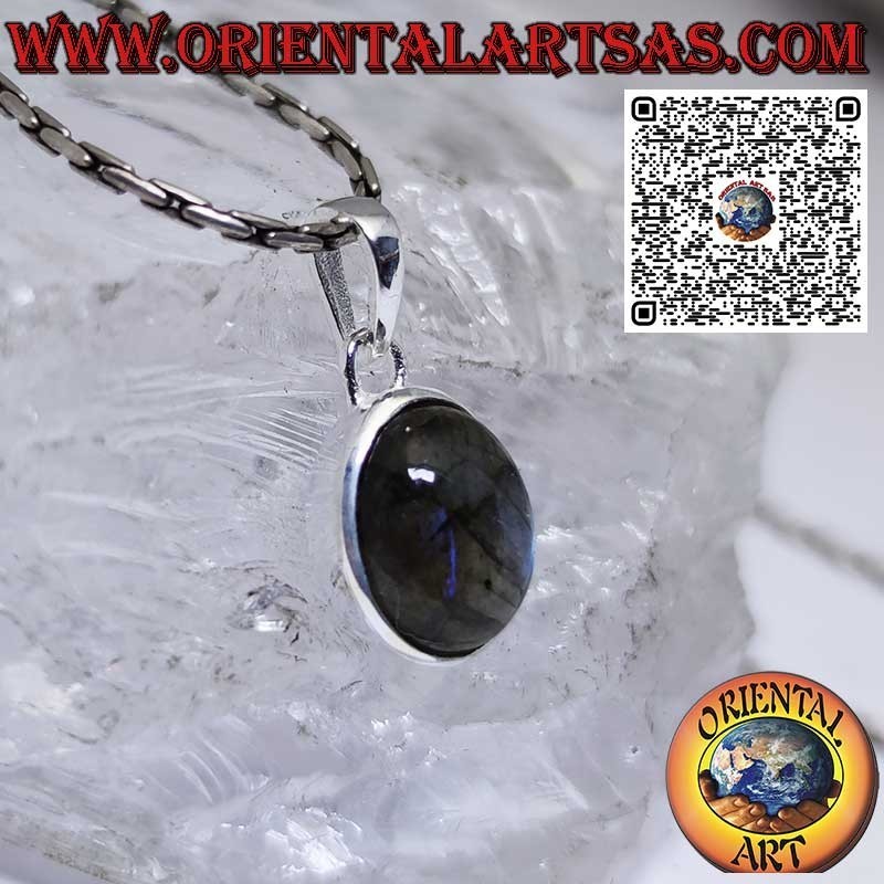 Pendentif en argent avec labradorite ovale naturelle sertie sur tranche haute
