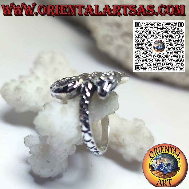 Anillo cobra envolvente y sinuoso fabricado en plata maciza 925 ‰