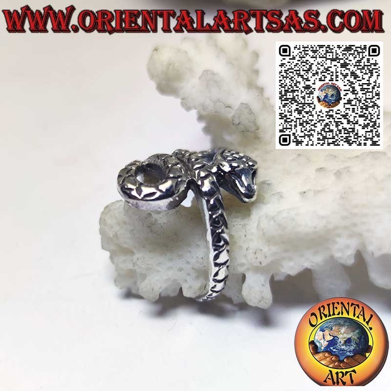 Enveloping and sinuous cobra ring made of solid 925 ‰ silver