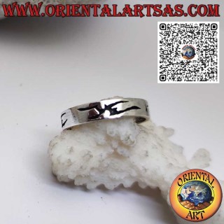 Bague en argent 925 avec gravures tribales gravées dessus