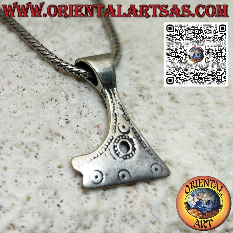 925 silver pendant in the shape of an ax from the Viking warriors amulet