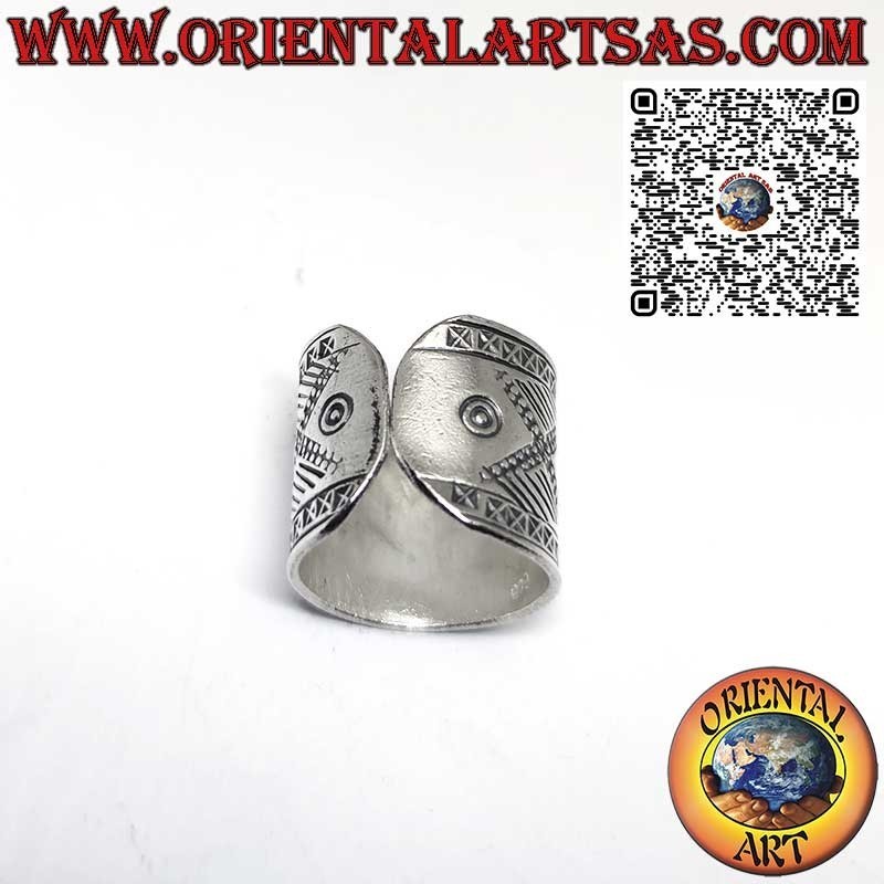 Anillo de plata, banda de 19 mm. con grabados hechos a mano Karen