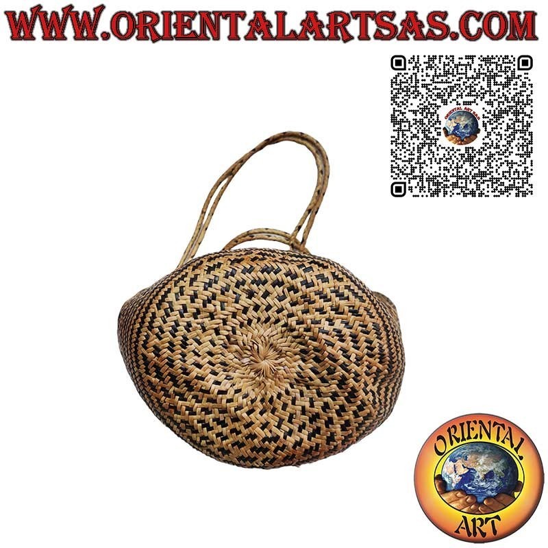 Sac en rotin tissé à la main par les Dayak de Bornéo Kalimantan