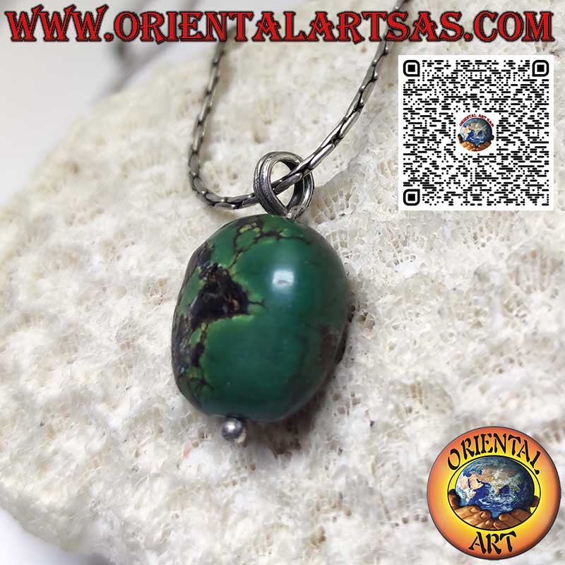 Colgante antiguo de turquesa tibetana con gancho de plata.