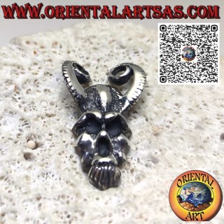 Ciondolo in solido argento Teschio umano con corna di ariete Baphomet