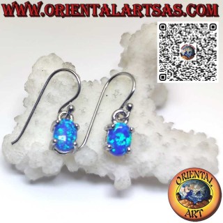 Orecchini in argento con opale mistico blu ovale incastonata