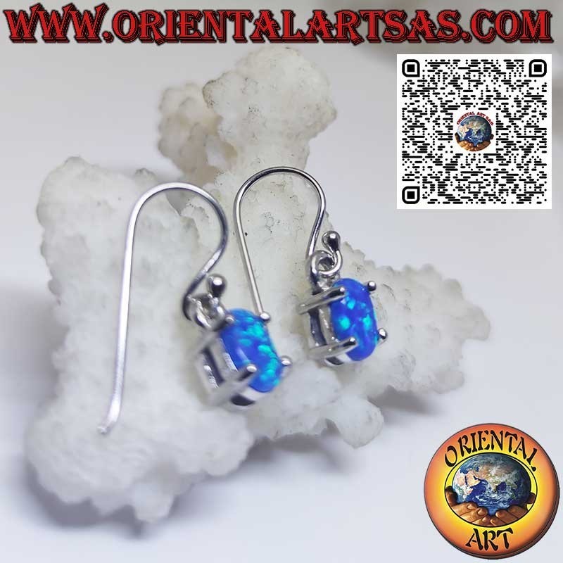 Boucles d'oreilles en argent avec opale mystique bleue ovale à bord lisse