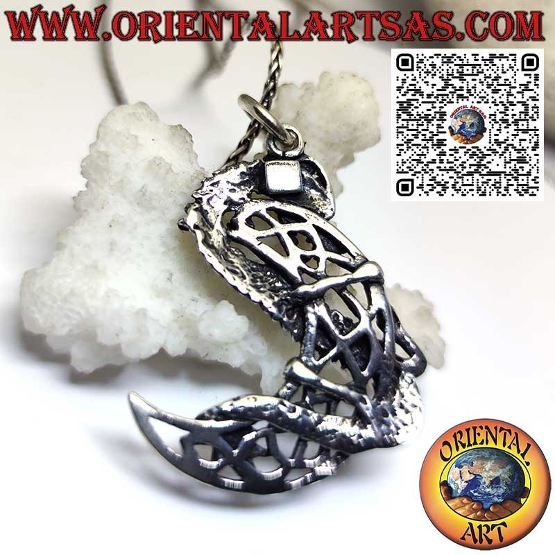 Pendentif en argent, dragon torsadé sur lune celtique