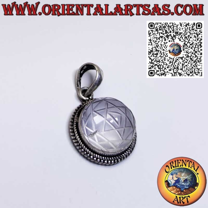 Silberanhänger mit Sri Yantra auf Bergkristall eingraviert 18mm.Ø